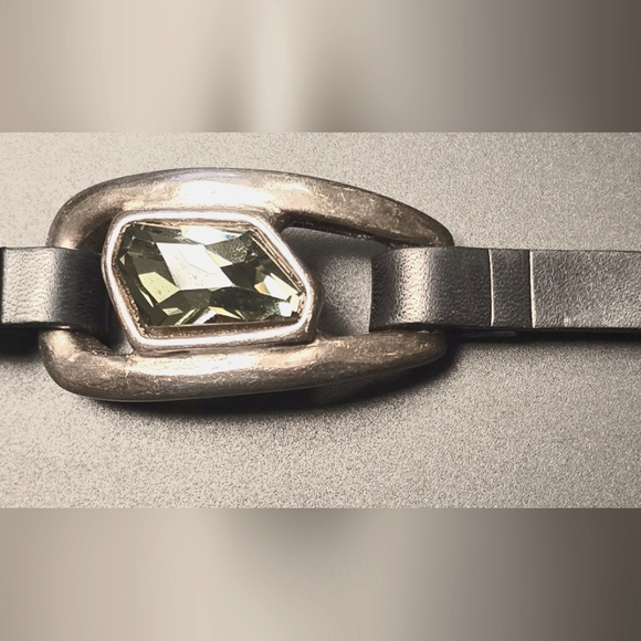 Leather braclet with smoke diamond faceted Swarovski crystal - Picture 3 of 4